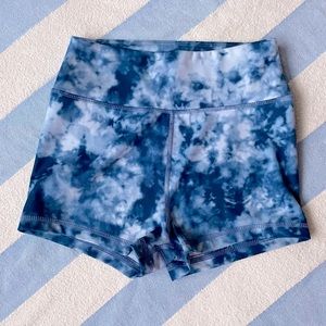 NWOT AE “The Everything Shortie”